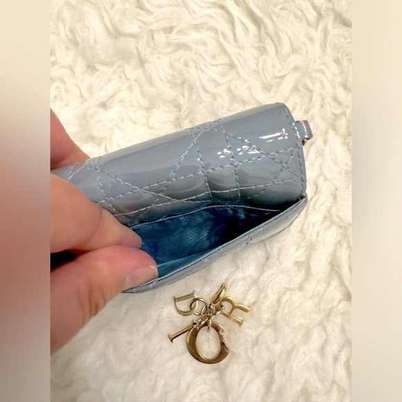 2024 DIOR Lotus Wallet Cloud Blue Patent Cannage Calfskin, Authentic - Picture 7 of 15